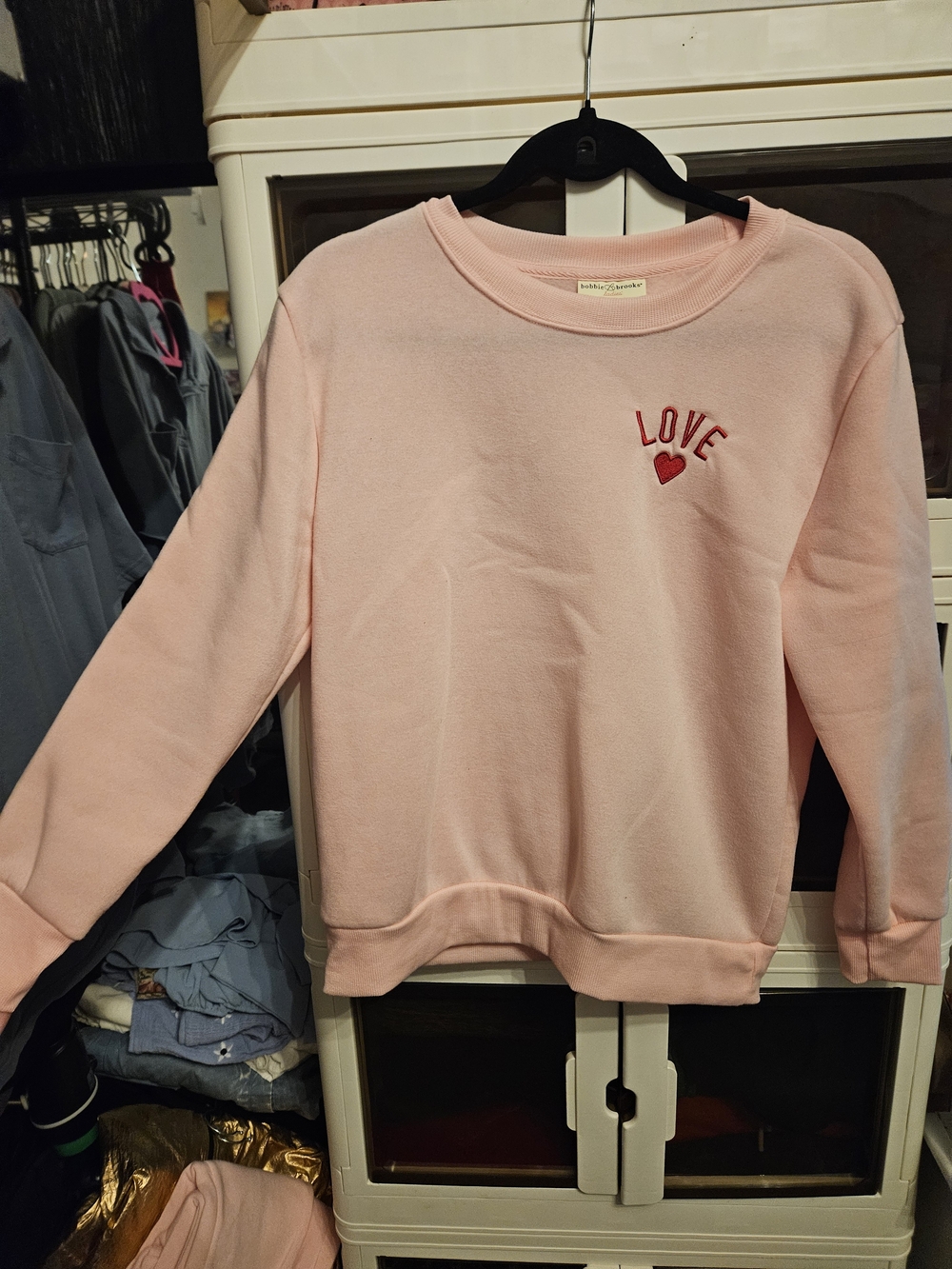 Bobbie Brooks Light Pink Crewneck Sweatshirt with Red Embroidery Accent